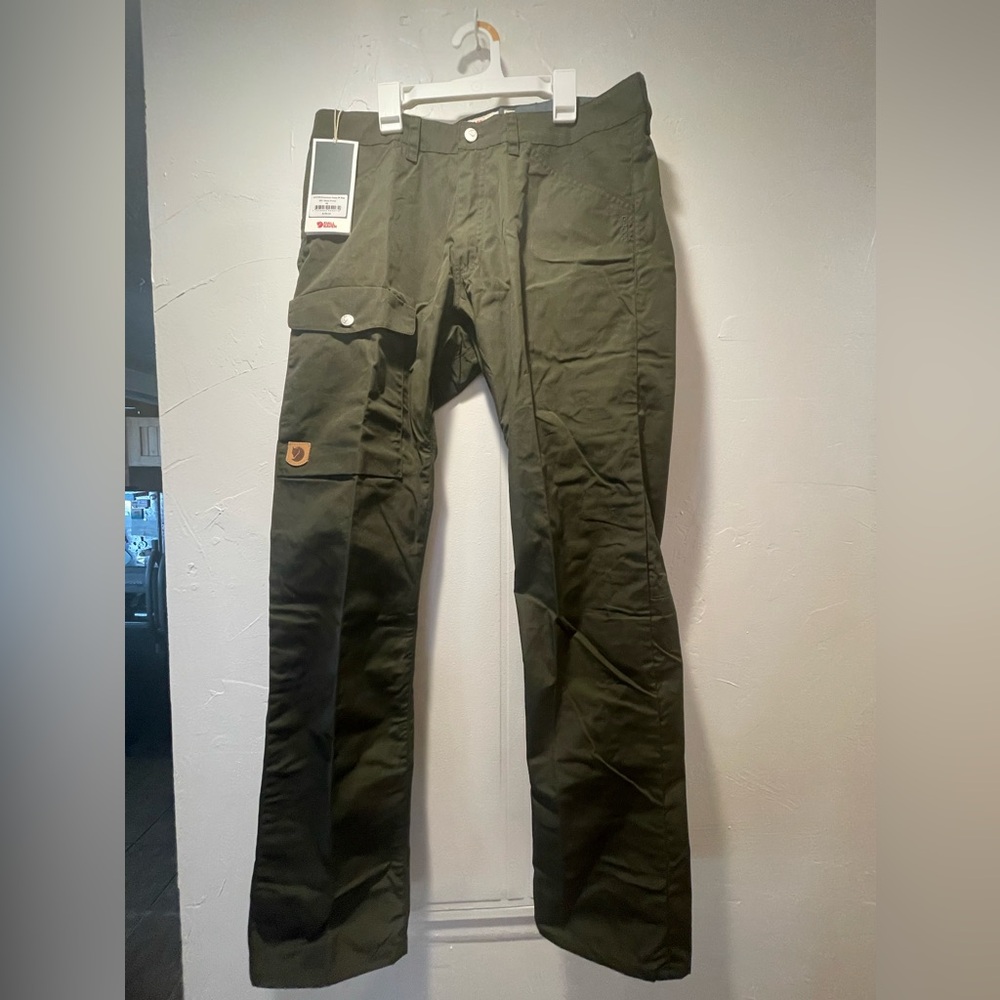 M’s Fjällraven Greenland Jean in 32 Reg Dark Forest